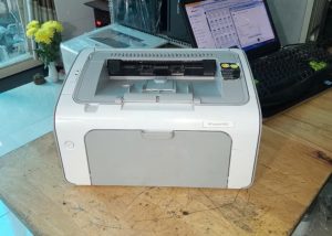 hp 1102